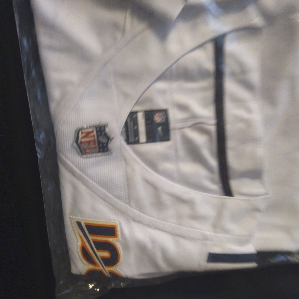 Brand new Chicago bears women's jerseys brian Urla